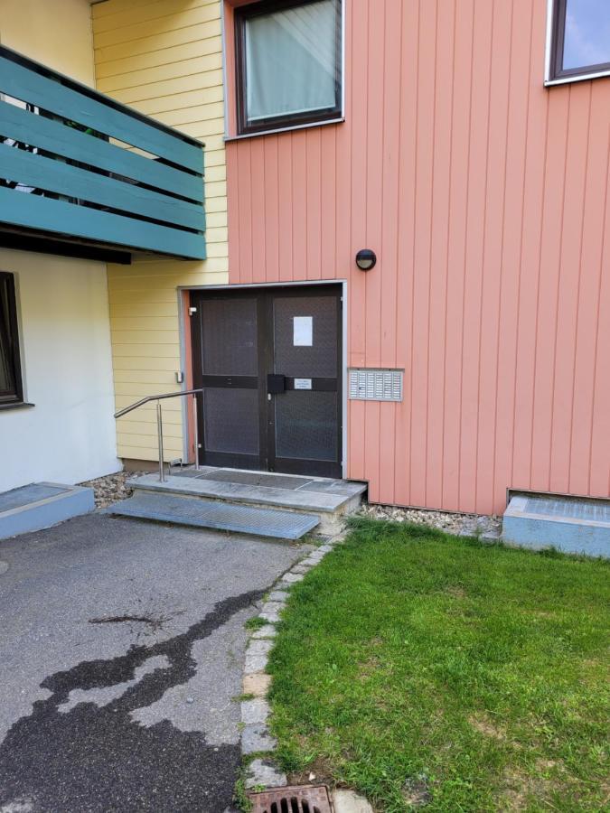 Ryan Apartament Mit Netflix Санкт-Энгльмар Экстерьер фото