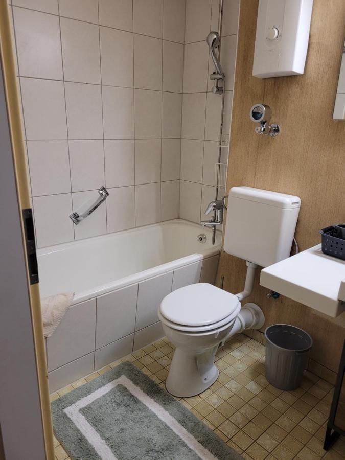 Ryan Apartament Mit Netflix Санкт-Энгльмар Экстерьер фото
